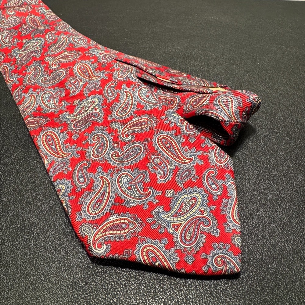Neil Martin Tie Red Paisley Italian Silk USA Made Rockabilly‎ Abstract Vintage